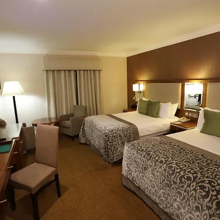 Vaughan Hotel 4*