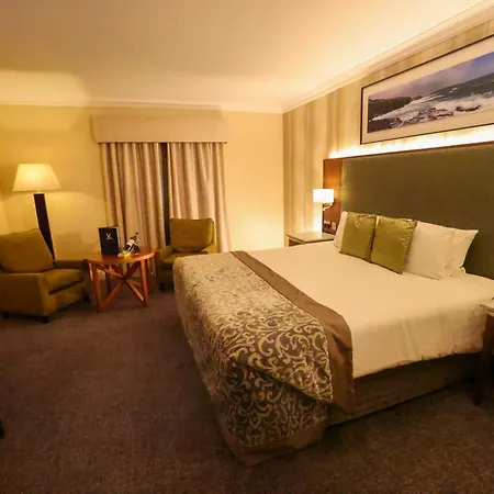 Vaughan Hotel