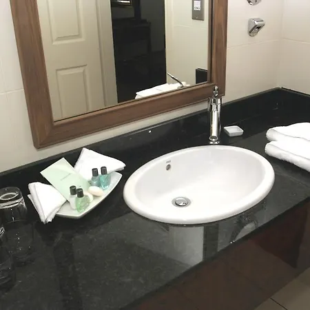 Vaughan Hotel